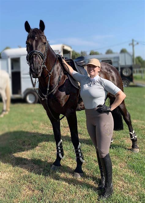 libby hopwood|Retired jockey Libby Hopwood has made over $20K。